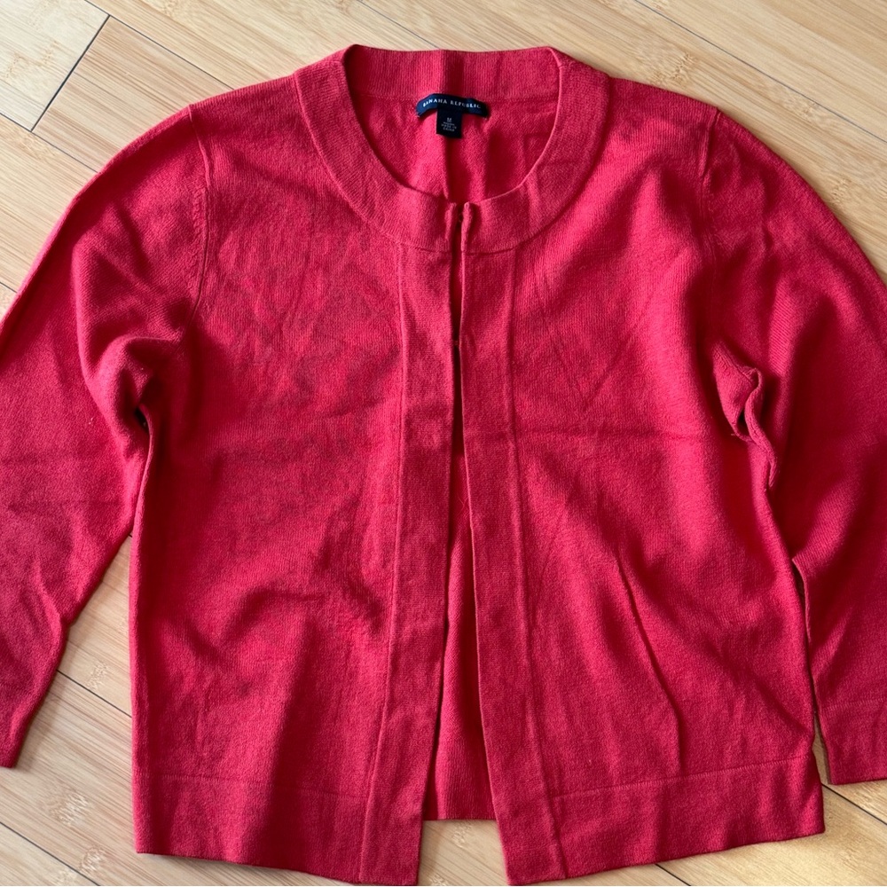 LIKE NEW! Banana Republic Red Women's Wool Cardigan Hook/Eye Closure Sz M
